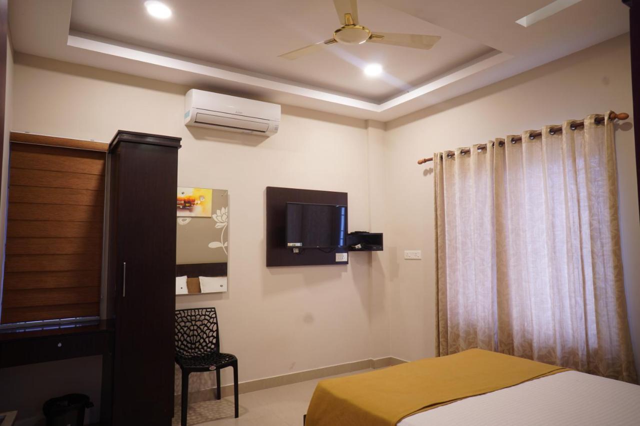 Metro Residency Kochi Exterior foto