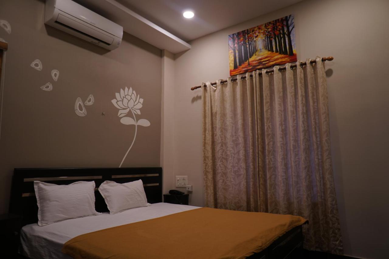 Metro Residency Kochi Exterior foto