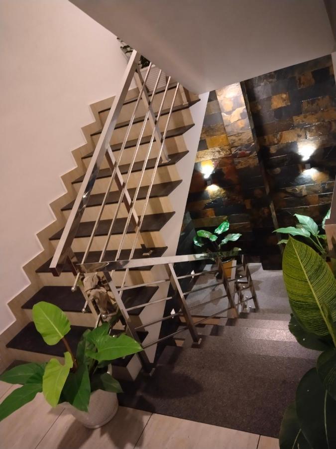 Metro Residency Kochi Exterior foto