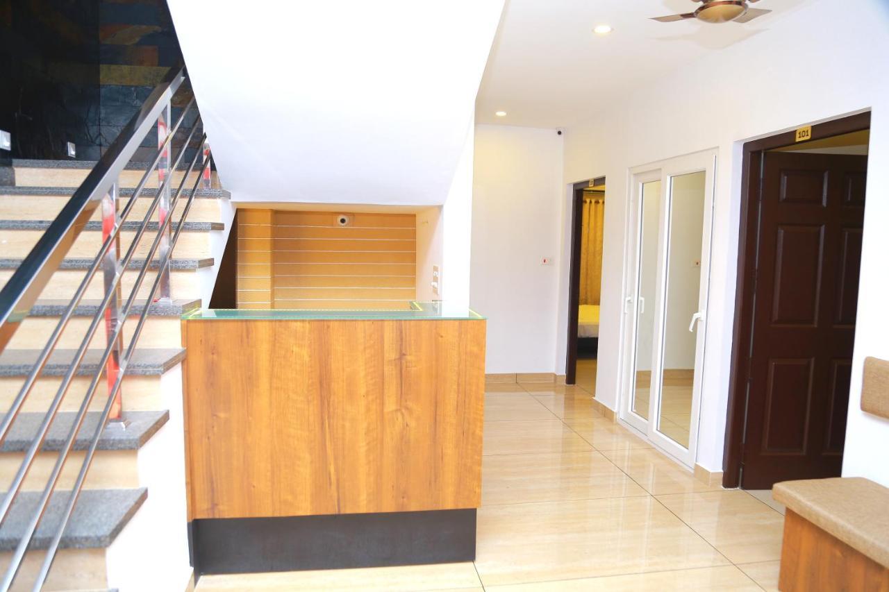 Metro Residency Kochi Exterior foto