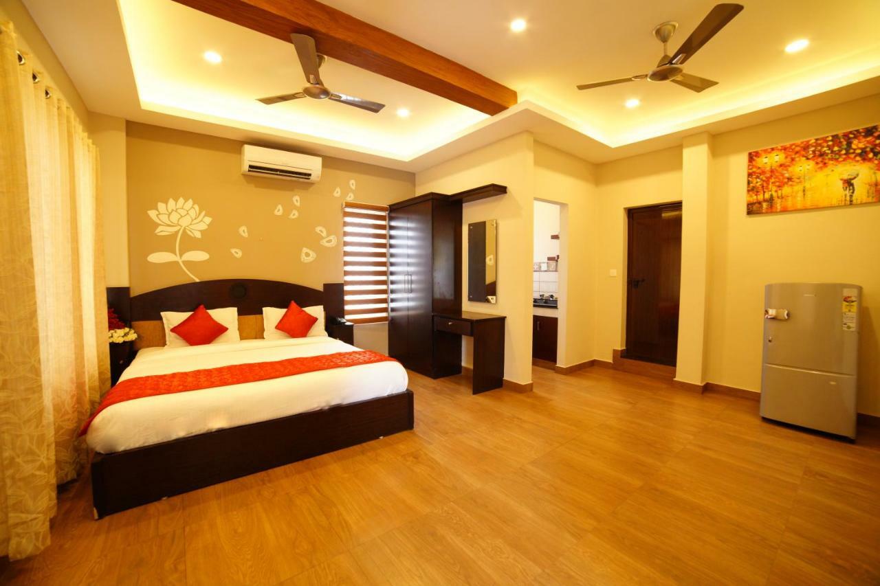Metro Residency Kochi Exterior foto